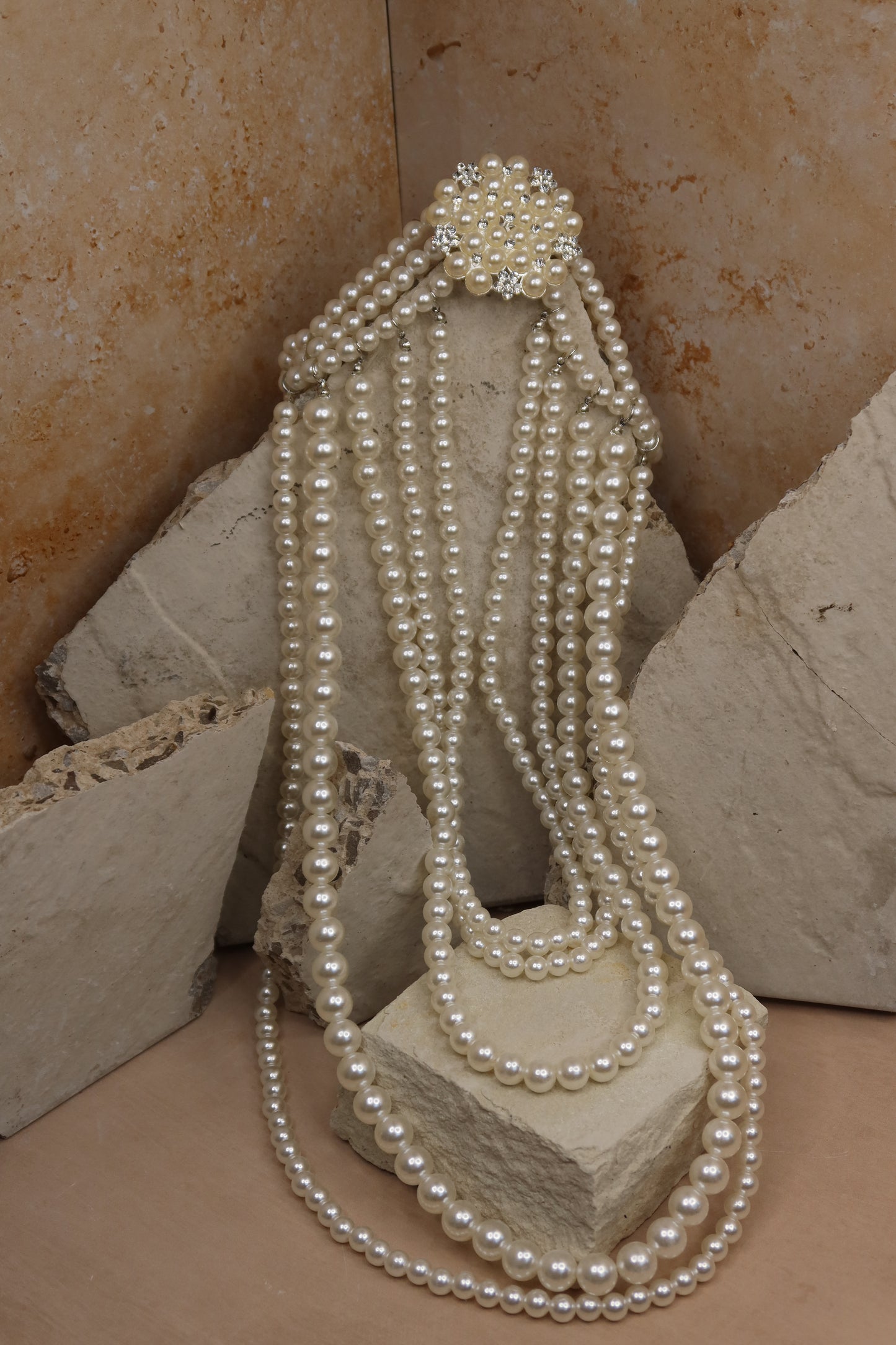 Elizabeth Pearl Necklace