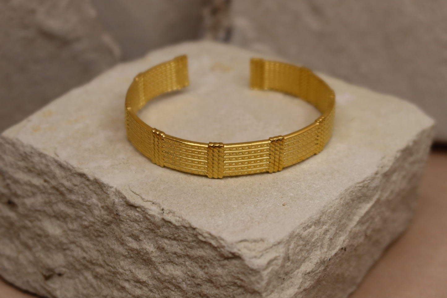 Jane Gold Bracelet